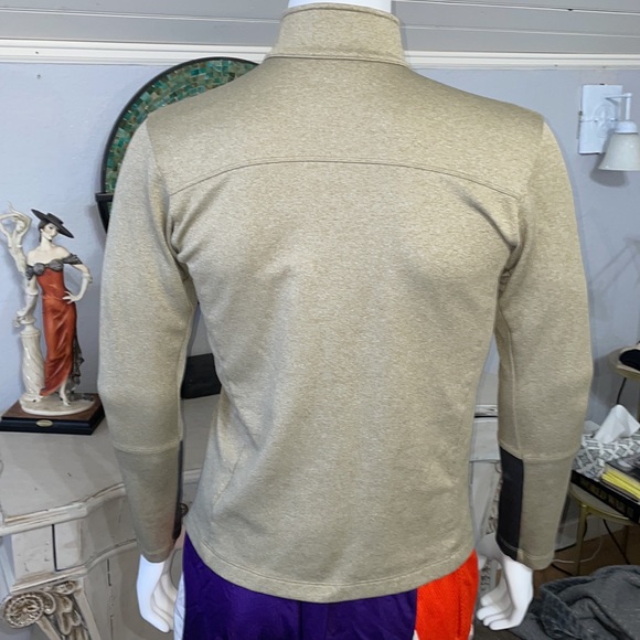 North Face Performance Sweater - Picture 4 of 7